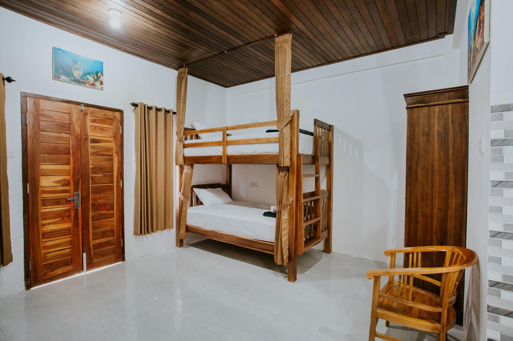 Garuda Hostel & Accomodation Nusa Penida Toyapakeh Экстерьер фото