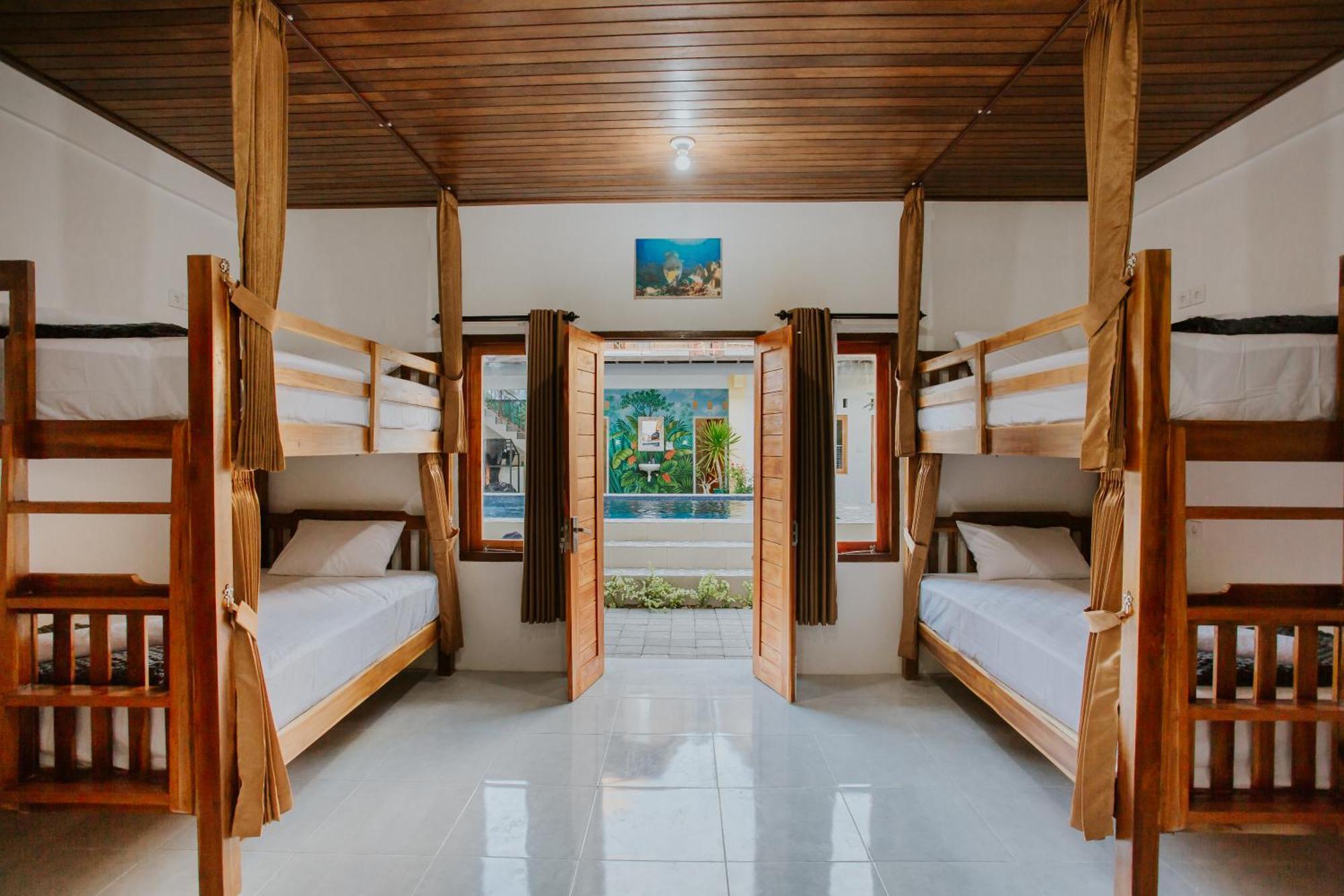 Garuda Hostel & Accomodation Nusa Penida Toyapakeh Экстерьер фото